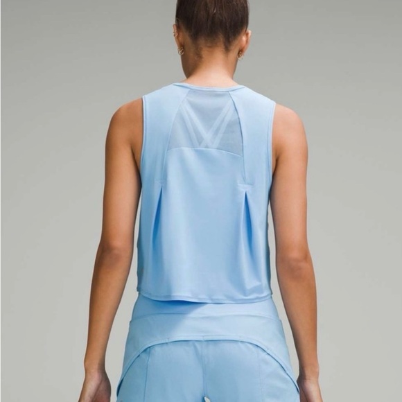 Lululemon Sculpt Cropped Tank - Picture 5 of 7